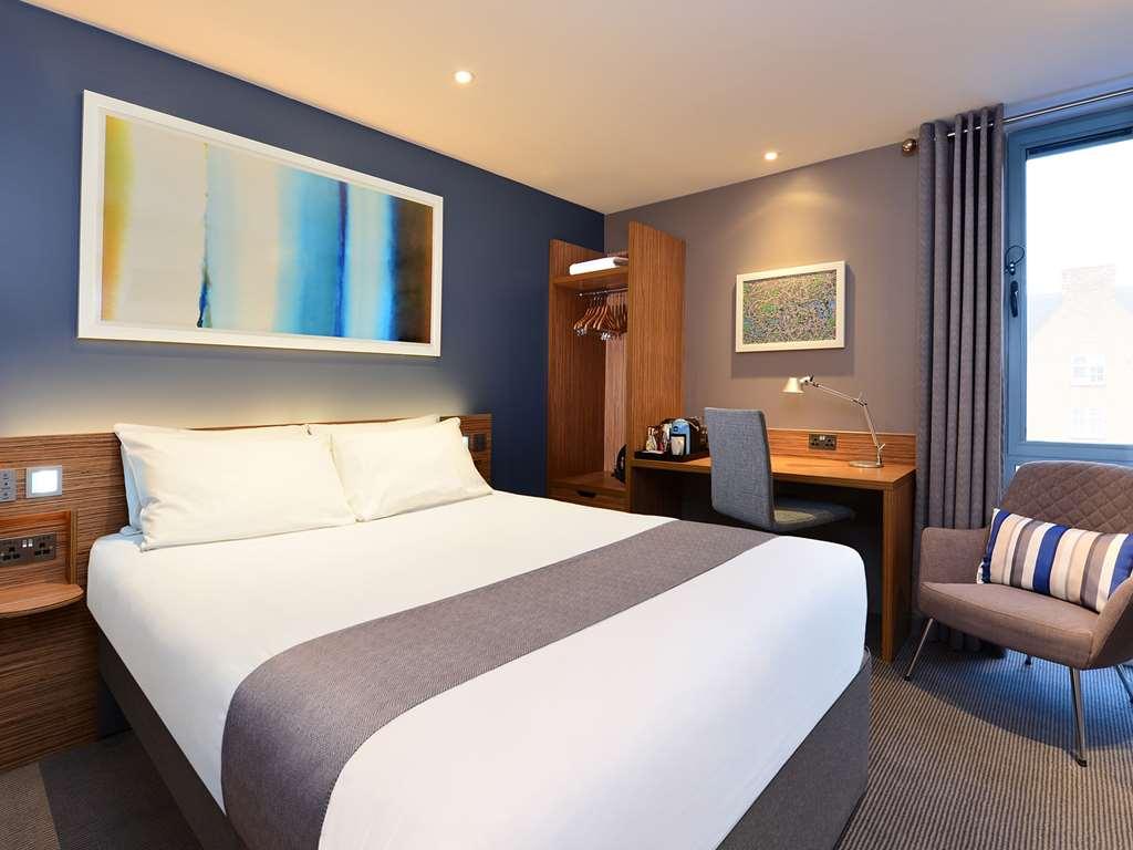 Travelodge Birmingham Central Bull Ring Rum bild