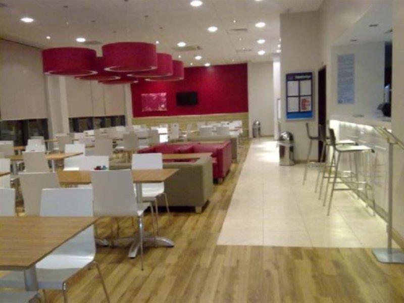Travelodge Birmingham Central Bull Ring Exteriör bild