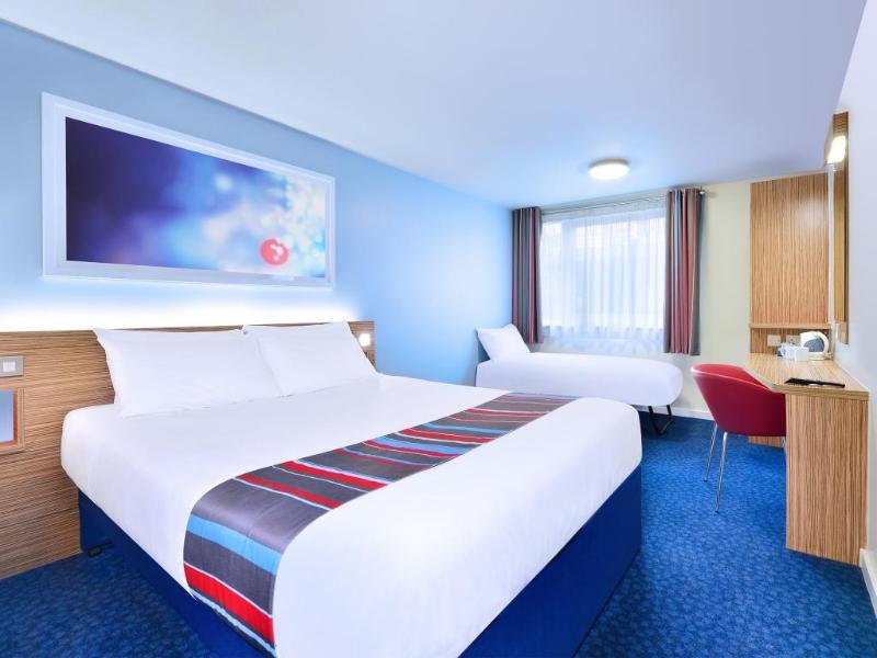 Travelodge Birmingham Central Bull Ring Exteriör bild