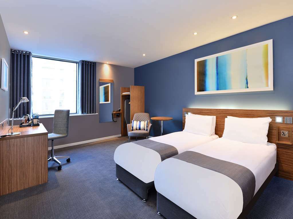 Travelodge Birmingham Central Bull Ring Rum bild