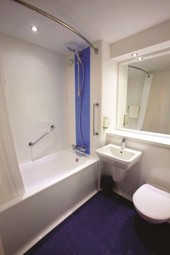 Travelodge Birmingham Central Bull Ring Rum bild