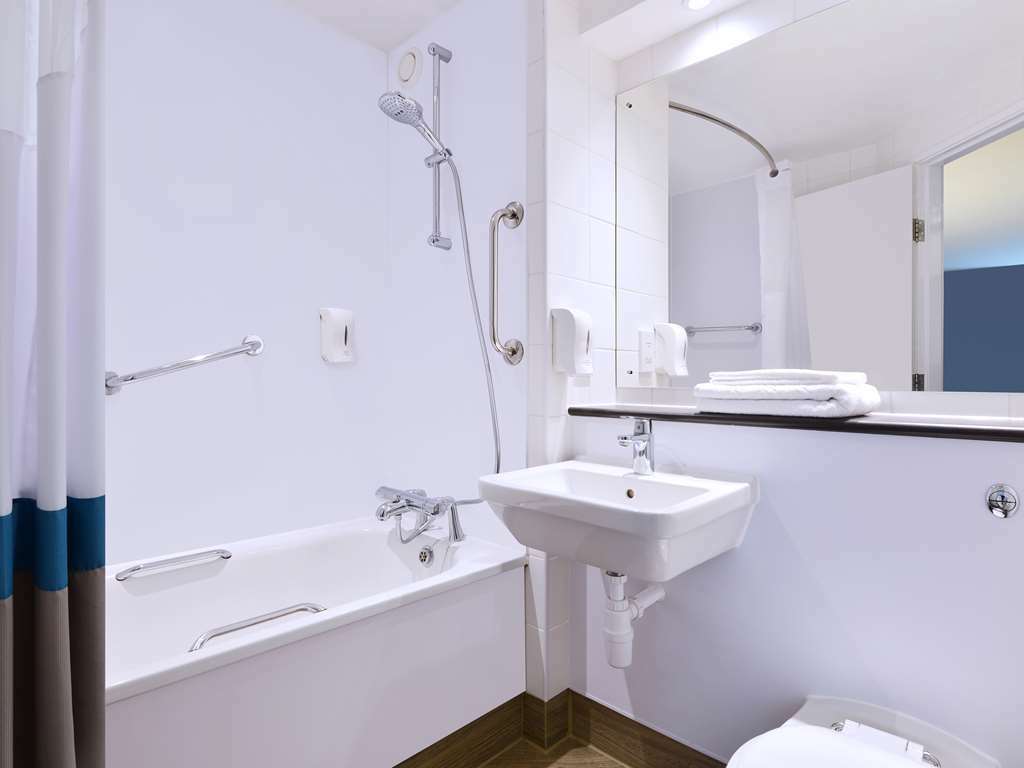 Travelodge Birmingham Central Bull Ring Rum bild