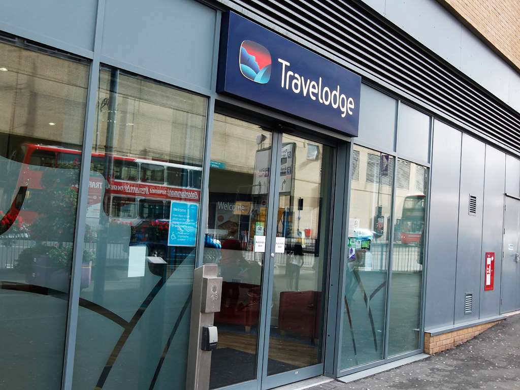 Travelodge Birmingham Central Bull Ring Exteriör bild