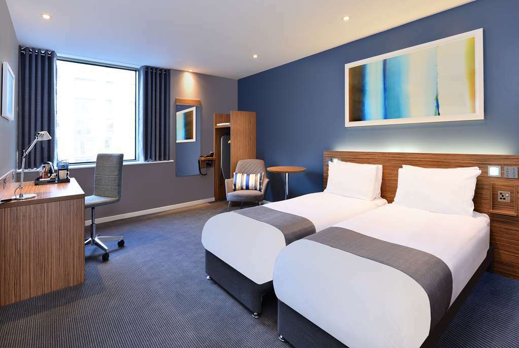 Travelodge Birmingham Central Bull Ring Rum bild